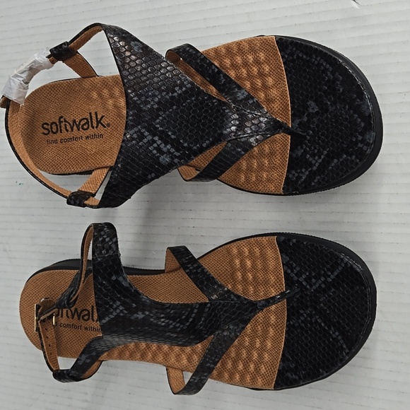 NEW SoftWalk Temara Black Thong Sandals 12W - Picture 2 of 8